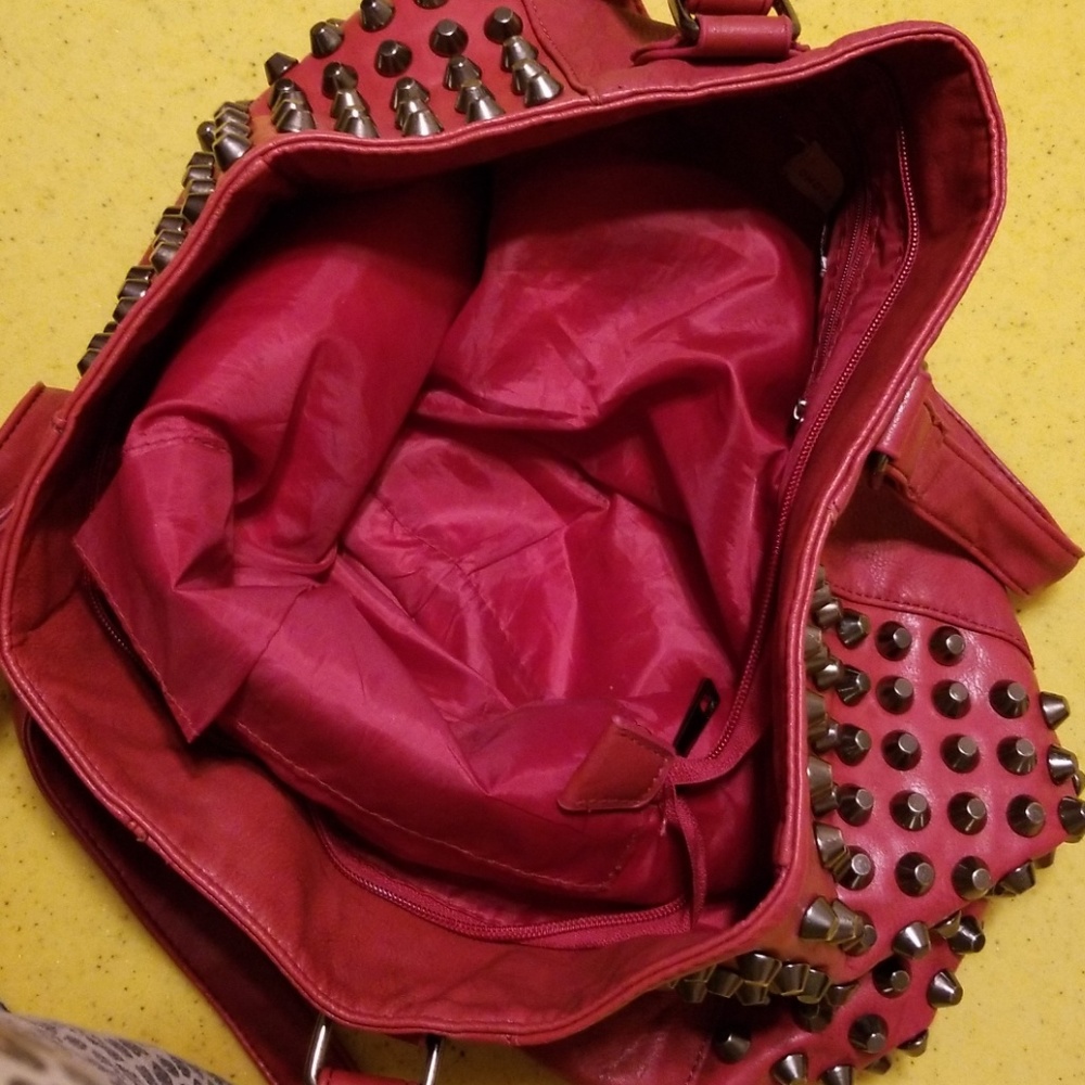 Purse - Picture 3 of 5